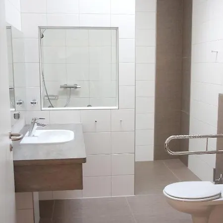 Fewo Apartment *